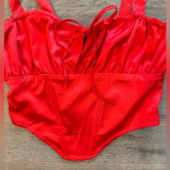 Windsor Sexy Sleek Tie-Front Cutout Satin Corset Bustier Crop Top Cherry Red - Picture 2 of 11